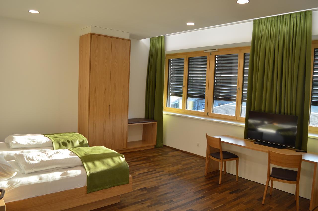 Business Motel Фельдкірш Екстер'єр фото