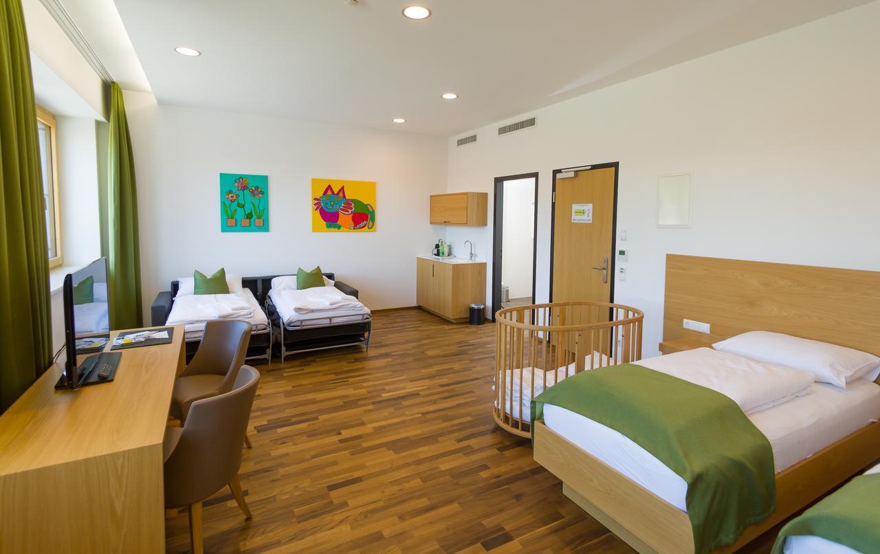Business Motel Фельдкірш Екстер'єр фото