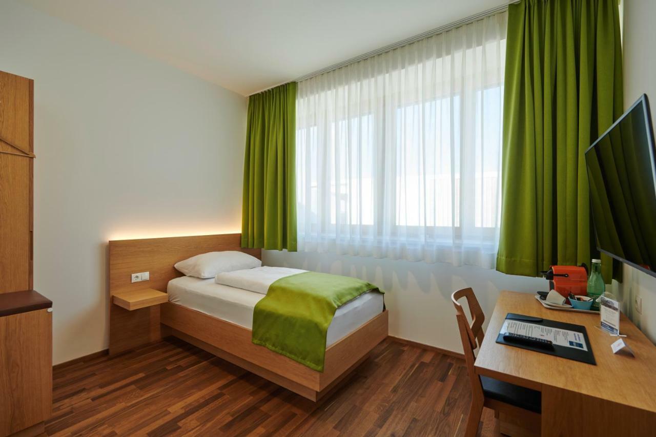 Business Motel Фельдкірш Екстер'єр фото
